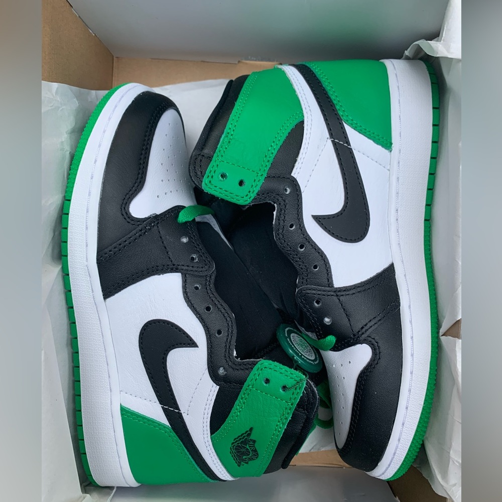 Jordan 1 Retro High OG Lucky Green